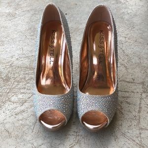Champagne gold rhinestone peep toe pumps size 8